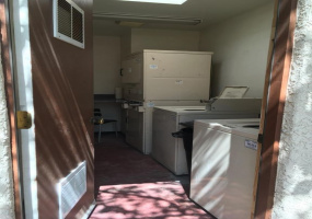 905 E Adams St, Tucson, Arizona 85719, 2 Bedrooms Bedrooms, ,1 BathroomBathrooms,Duplex,For Rent,E Adams St,1783